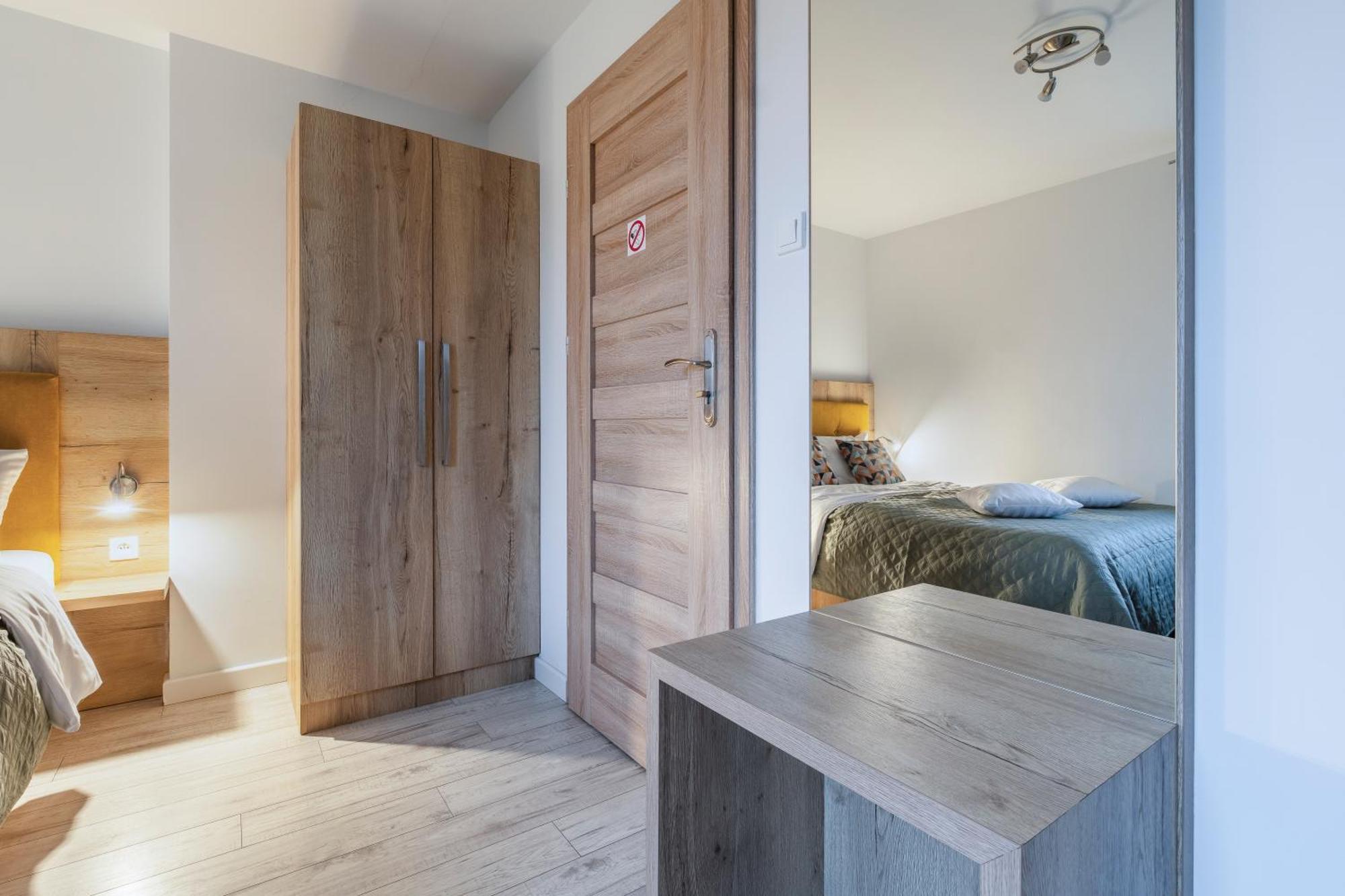 Jaskolka - Pokoje I Apartament Przy Plazy Olsztyn  Dış mekan fotoğraf