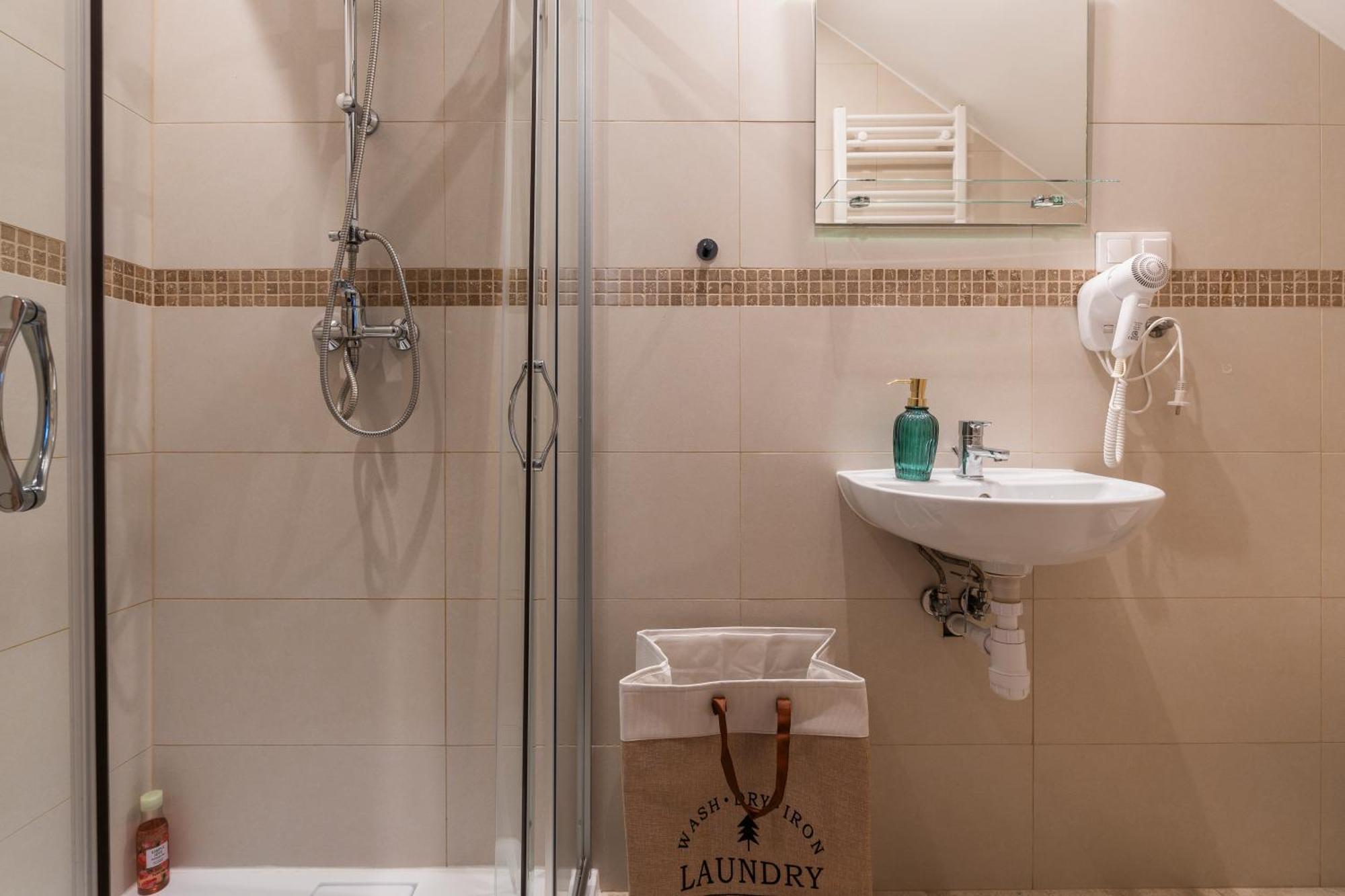 Jaskolka - Pokoje I Apartament Przy Plazy Olsztyn  Dış mekan fotoğraf